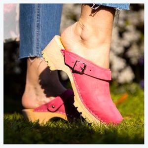 💖LOTTA TRACTOR SOLE CLOG💖